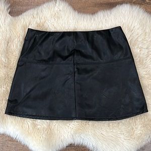 Altered States leather like mini skirt. Size 13. Black. Great Condition.